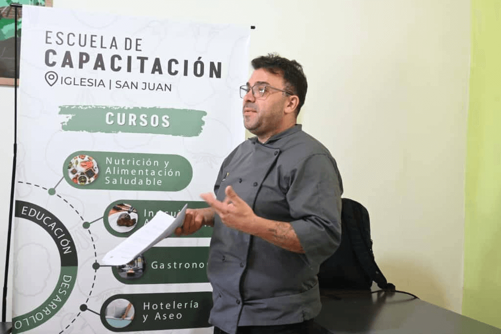 Comenzó la Tercera Cohorte del Curso de Hotelería y Gastronomía en Iglesia